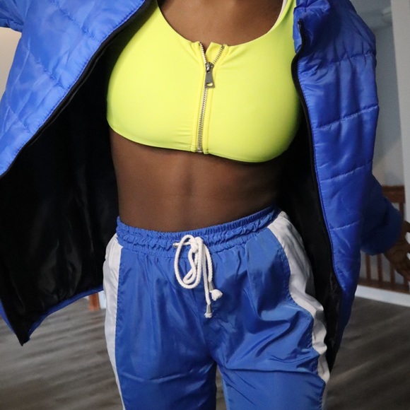 Blue Oversized Puffer Coat - Picture 2 of 3